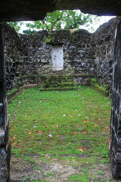 The Historic Ermita Ruins Bohol Philippines (60)