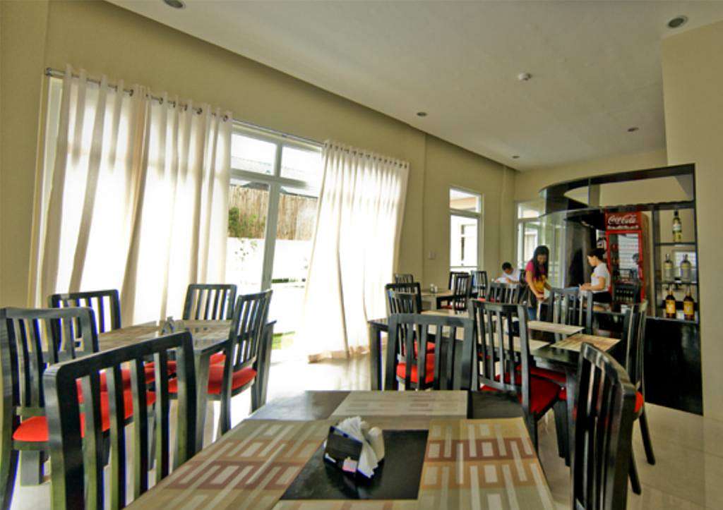Book At The Arabelle Suites Hotel, Tagbilaran City Discounted Rates! 001
