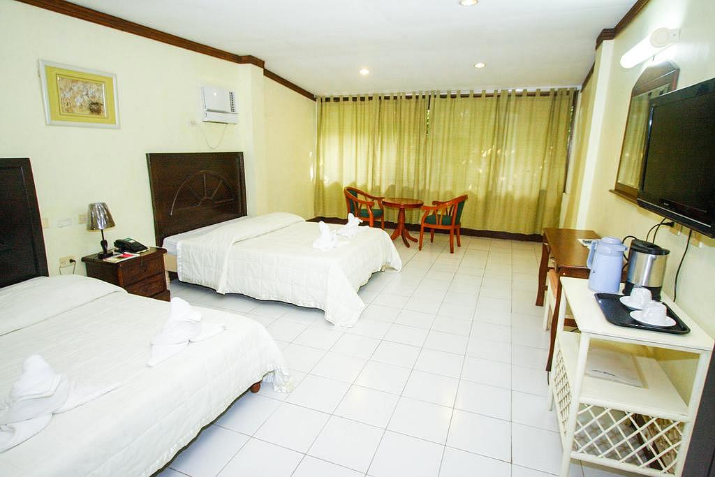 The Bohol La Roca Hotel, Tagbilaran City, Philippines Cheap Rates! 002