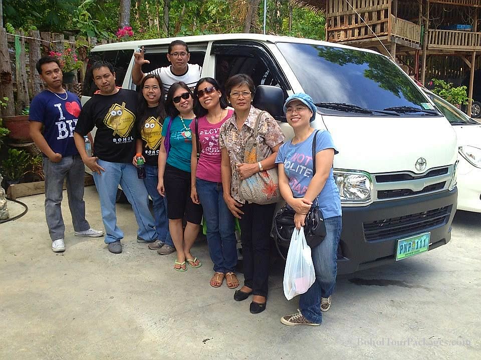 Transport Van Bohol Touristas Philippines 228